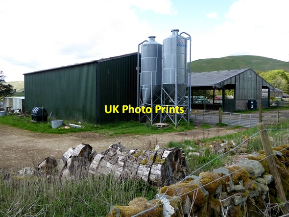 Photo 6"x4" Barns and silos at Cacrabank Wardlaw\/NT2916 c2016