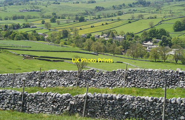 Photo 6"x4" View towards Malham Village Malham\/SD9062 c2016