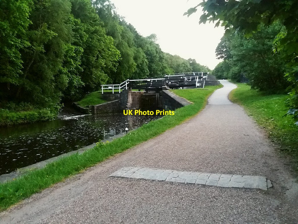 Photo 6"x4" Cycle speed hump at Forge Locks Horsforth c2016