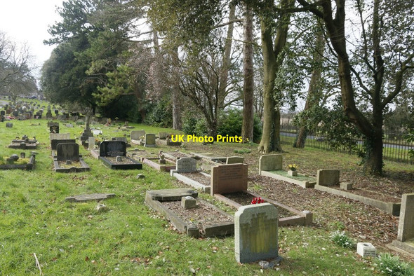 Photo 6"x4" The North Cemetery No Man's Land\/SU5029 c2016