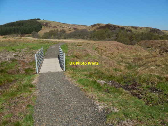 Photo 6"x4" Footbridge on the John Muir Way Burncrooks Reservoir c2016
