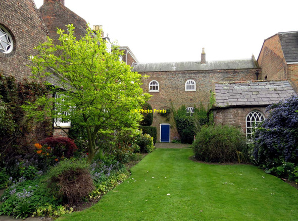 Photo 6"x4" Garden next to Peckover House Wisbech c2016