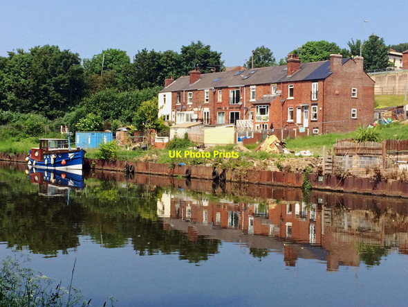 Photo 6"x4" Tis a grand morning on The New Cut at Mexborough Mexborough c2016