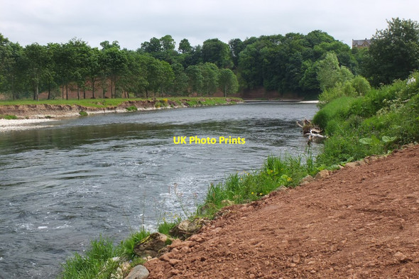 Photo 6"x4" The Tweed near Newstead Melrose\/NT5434 c2016
