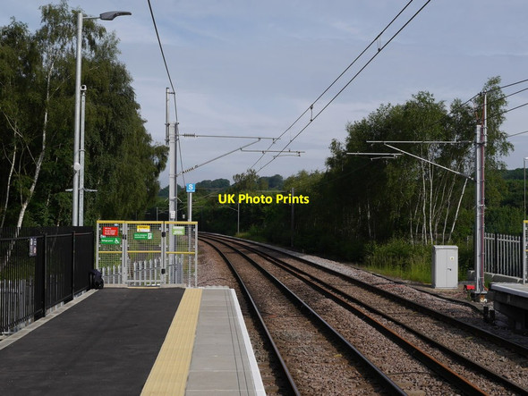 Photo 6"x4" The north-west of platform 2, Kirkstall Forge Station Horsforth c2016