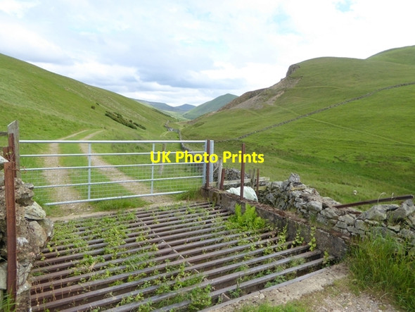 Photo 6"x4" The road to the disused quarry on Knock Pike Knock\/NY6727 c2016