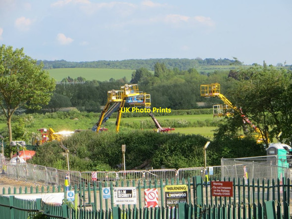 Photo 6"x4" Tripods by the Railway Cholsey c2016
