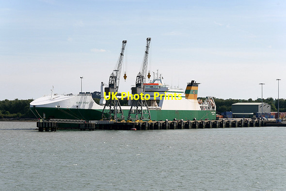 Photo 6"x4" Marchwood Sea Mounting Centre, Falkland Jetty Dibden\/SU4008 c2017