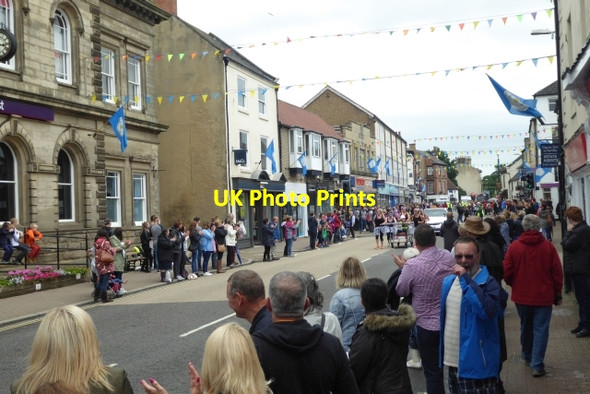 Photo 6"x4" High Street during the Bed Race Knaresborough c2017