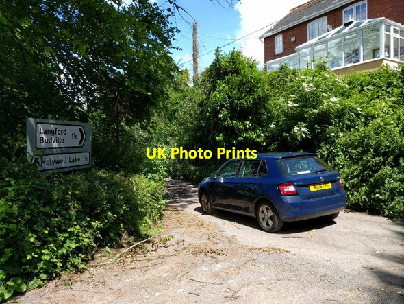 Photo 6"x4" House and car at Payton Payton c2017