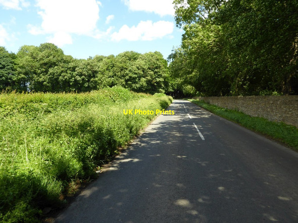 Photo 6"x4" The B4026 near Over Norton Chipping Norton c2017