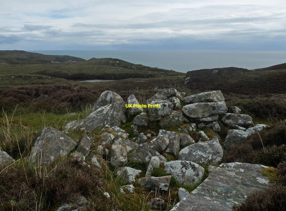 Photo 6"x4" Shieling, Gearraidh nam Beidigean, Isle of Lewis Tom an Fhuadain c2017