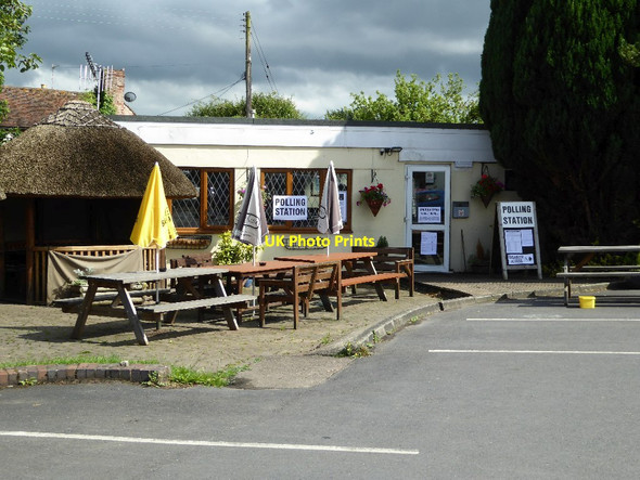 Photo 6"x4" Polling Station at Ryall Grov c2017