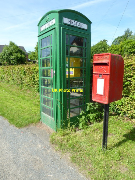 Photo 6"x4" No longer a telephone box Berrow Green c2017