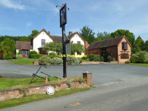 Photo 6"x4" The Admiral Rodney Berrow Green c2017