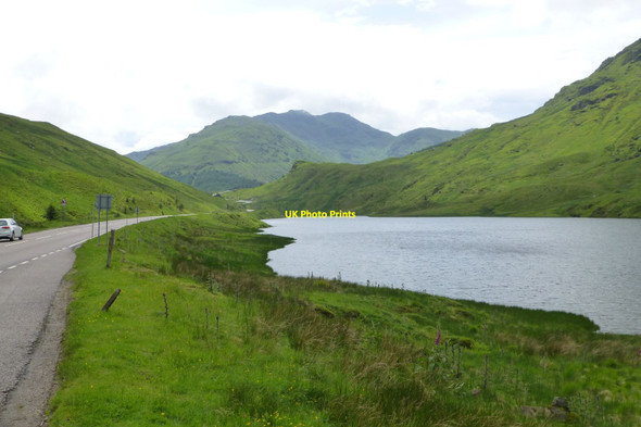Photo 6"x4" Loch Restil Bealach an Easain Duibh c2017