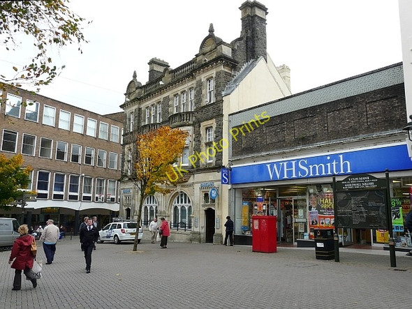 Photo 6"x4" Part of Guildhall Square, Carmarthen Carmarthen\/Caerfyrddin c2008