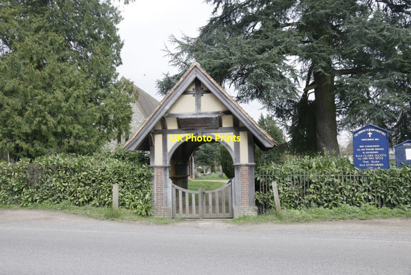 Photo 6"x4" Lych gate to St John Cold Harbour\/SU6379 c2017