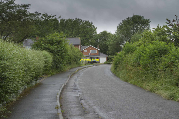 Photo 6"x4" The start of Etwall Village Burnaston c2017
