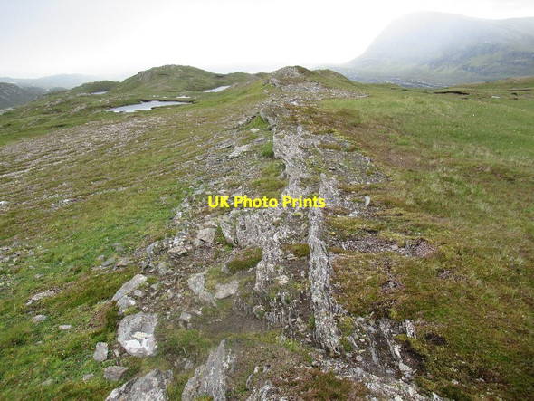 Photo 6"x4" A seam of easy walking at last near Feinne-bheinn Mhor near Alltnacaillich Feinne-bheinn Mh\u00f2r c2017