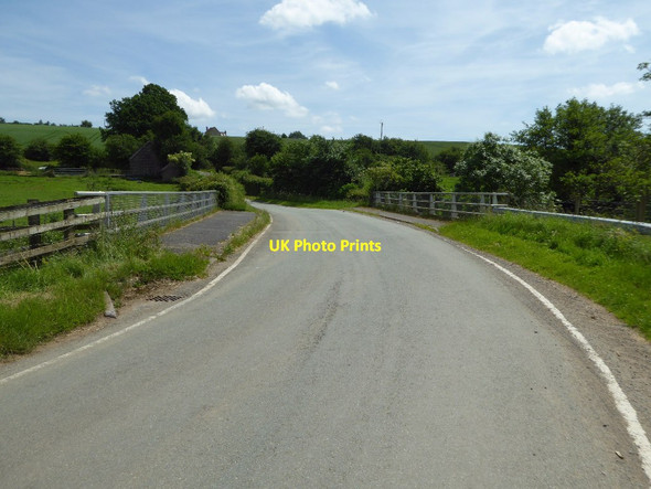 Photo 6"x4" Bridge crossing the River Rea Oreton c2017