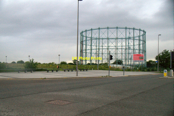 Photo 6"x4" The empty gasholder at Granton Granton c2017