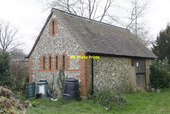 Photo 6"x4" The building in the Corner Cold Harbour\/SU6379 c2017