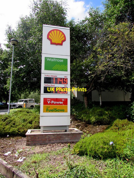 Photo 6"x4" Waitrose Shell fuel prices, Llanfoist Abergavenny\/Y Fenni c2017