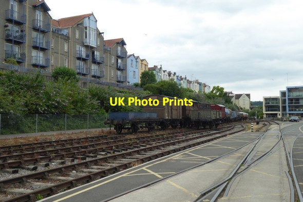 Photo 6"x4" Railway sidings and freight wagons Bedminster c2017