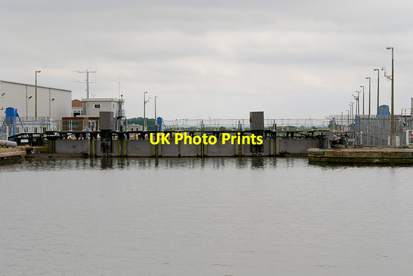 Photo 6"x4" Goole Docks, Ocean Lock Goole c2017