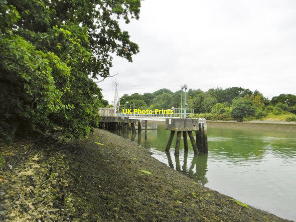 Photo 6"x4" Marchwood, jetty Marchwood c2017