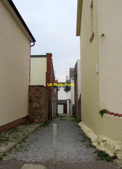 Photo 6"x4" Alley off Lime Avenue, Torquay Torquay c2017