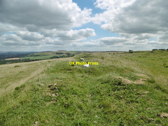 Photo 6"x4" Bratton, long barrow Bratton\/ST9152 c2017