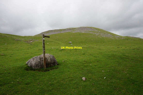 Photo 6"x4" Fingerpost near Crummack Wharfe c2017