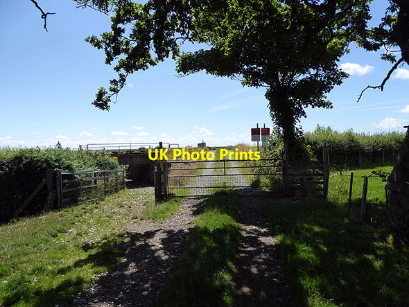 Photo 6"x4" Level crossing across the Cambrian Coast railway line Llanystumdwy c2017