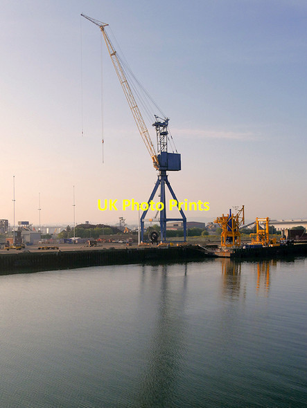 Photo 6"x4" Henson Crane at Belfast Ship Repair Quay Belfast c2017