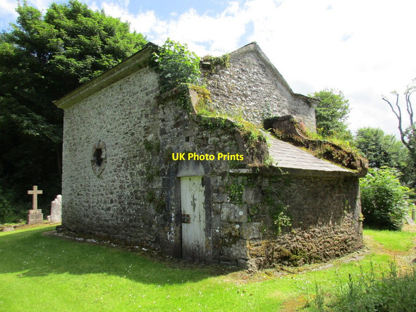 Photo 6"x4" Castlelyons, Barrymore Mausoleum - rear Castlelyons c2016