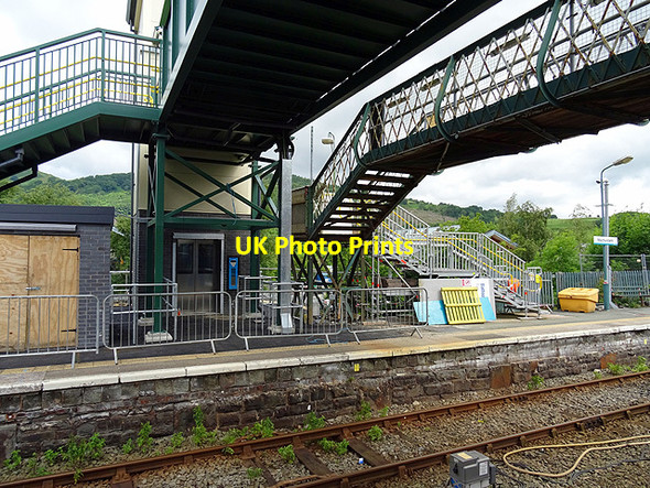 Photo 6"x4" Old and new footbridges at Machynlleth Machynlleth c2016
