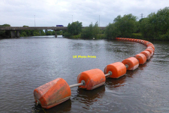 Photo 6"x4" River Trent boom at Sawley weir Sawley\/SK4731 c2016