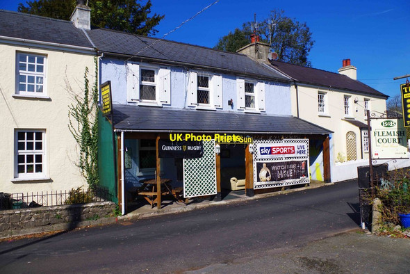 Photo 6"x4" The Sun (1), St. Florence, Pembs St Florence c2015