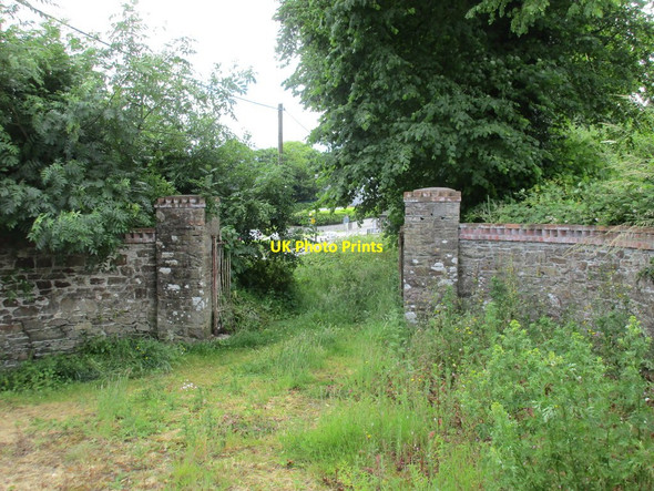 Photo 6"x4" Gateway to an abandoned plot. Crosshaven Crosshaven c2016