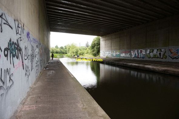 Photo 6"x4" The M1 goes over the Erewash Canal Stapleford\/SK5037 c2016
