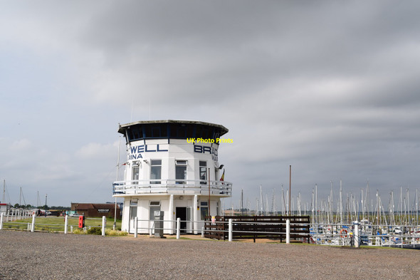 Photo 6"x4" Bradwell Marina Bradwell Waterside c2016