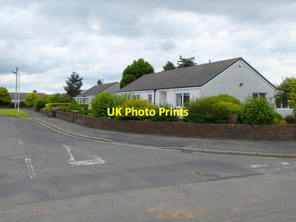 Photo 6"x4" Small bungalow estate in Skelton Skelton\/NY4335 c2016