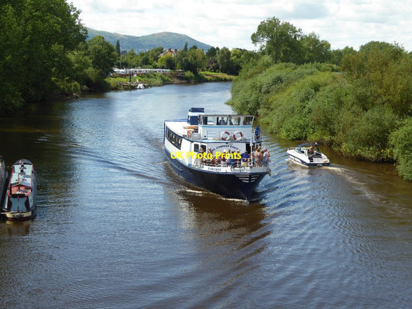 Photo 6"x4" The Conway Castle cruising on the River Severn Upton upon Severn c2016