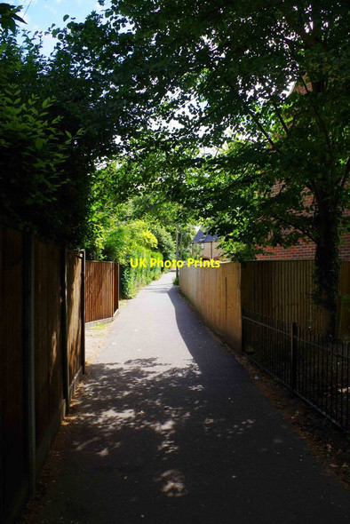 Photo 6"x4" Public footpath to The Leys, Witney, Oxon Witney c2016