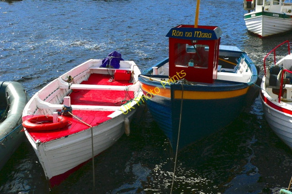 Photo 6"x4" Bunbeg Harbour - Boats Carrickfin c2005