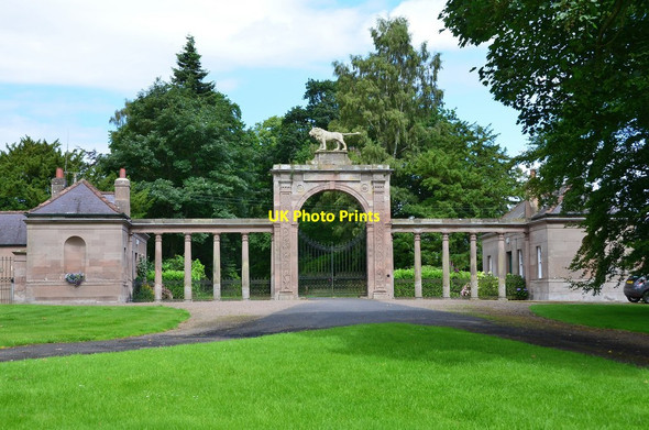 Photo 6"x4" West Lodge entrance, Ladykirk House Ladykirk\/NT8847 c2016