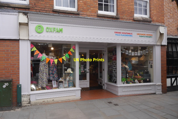 Photo 6"x4" Oxfam (north), Bull Ring Ludlow c2016