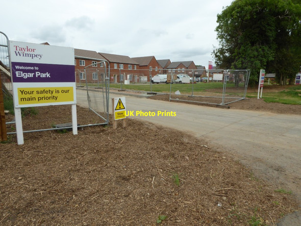 Photo 6"x4" Completed houses at Elgar Park Napleton c2016